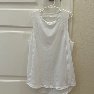 Lululemon size 2 sculpt tank